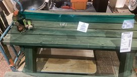 Golf1 Voorruit groen getint glas met-groene zonneband Golf1 Voorruit groen getint glas met-groene zonneband